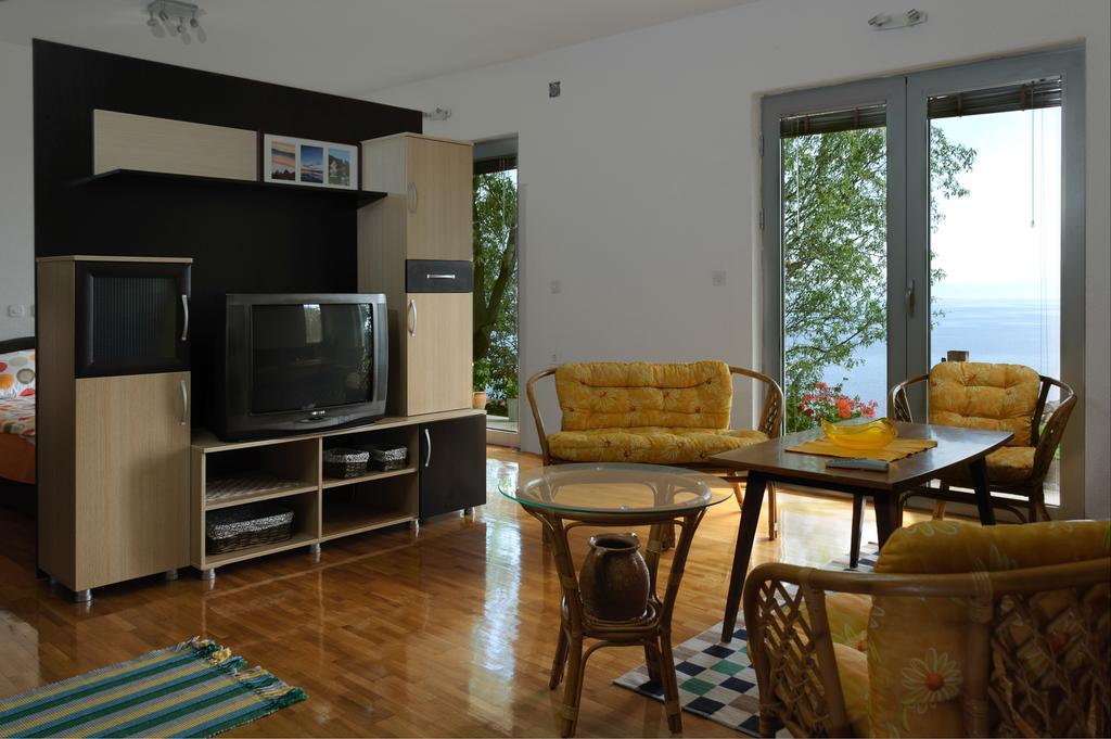 Maslov Apartments โอครีด ภายนอก รูปภาพ