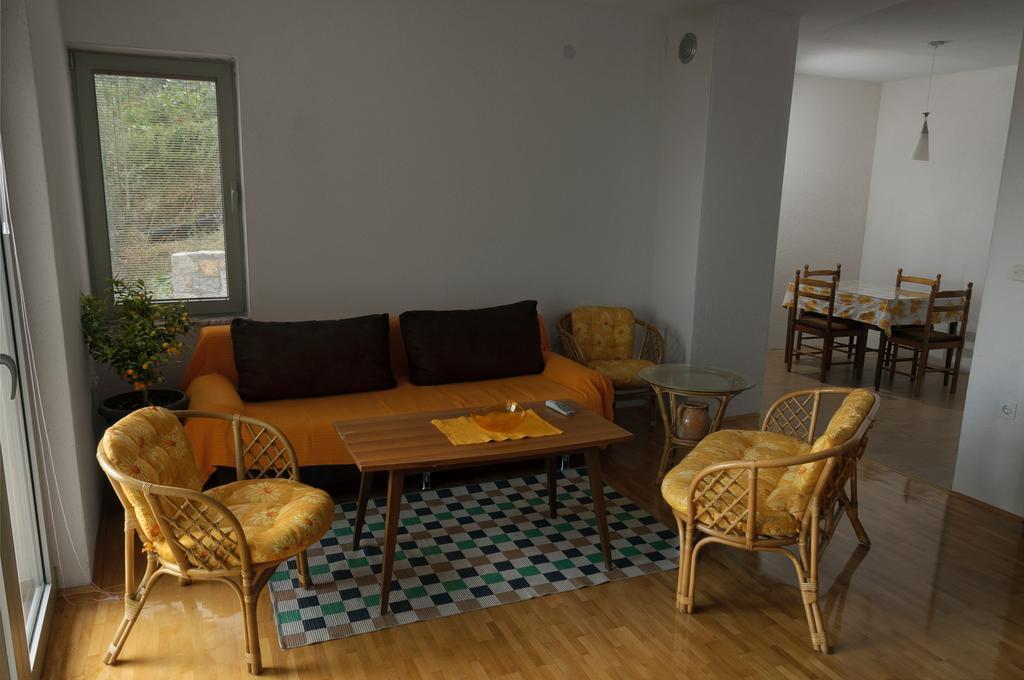 Maslov Apartments โอครีด ภายนอก รูปภาพ