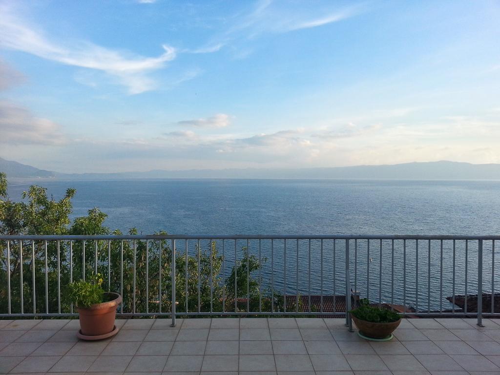 Maslov Apartments โอครีด ภายนอก รูปภาพ